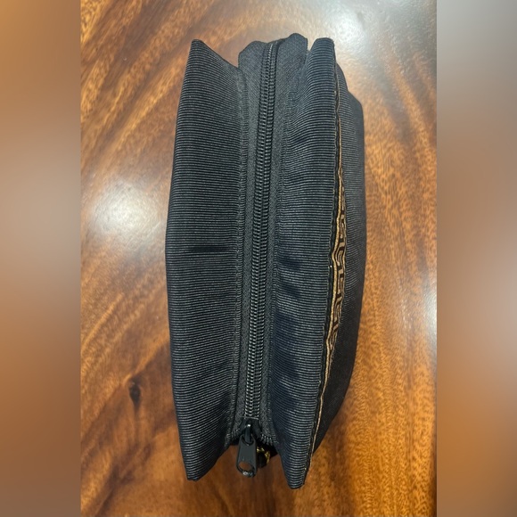 Gianni Versace Porfumi Black and Gold Clutch/ Makeup Bag w Tassel. Blk & Gold - Picture 5 of 11